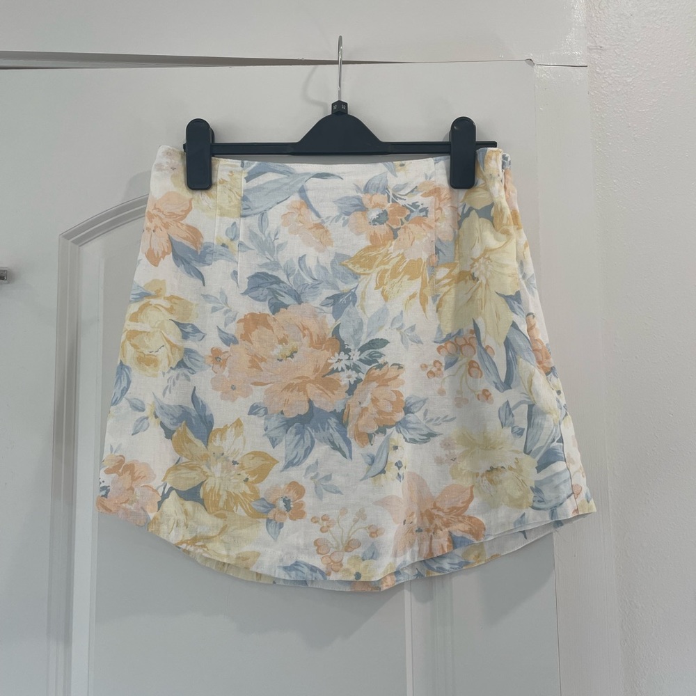 Abercrombie Curved Hem Skirt